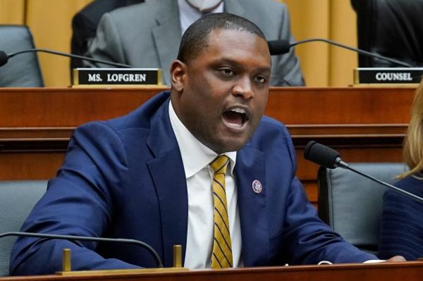 Rep. Mo<em></em>ndaire Jones, D-N.Y., speaking during a House Judiciary Committee meeting at the Capitol in Washington, June 2, 2022